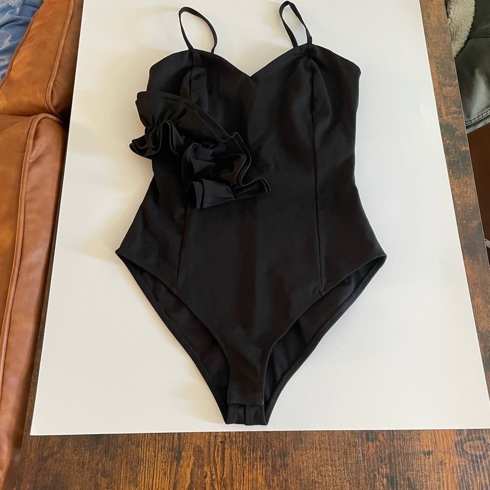 ZARA Ruffle Bodysuit - Picture 10 of 16